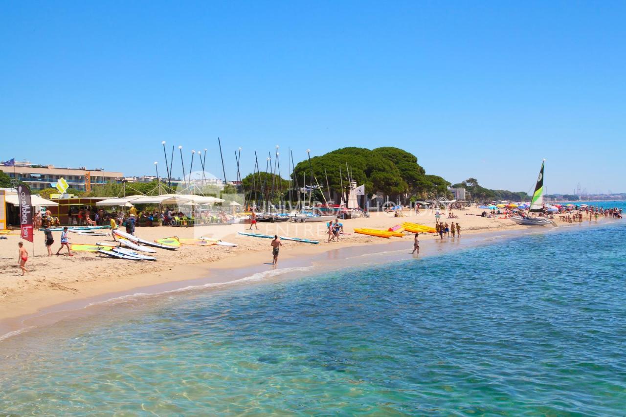 Uhc Dms Family Apartments Cambrils Ngoại thất bức ảnh