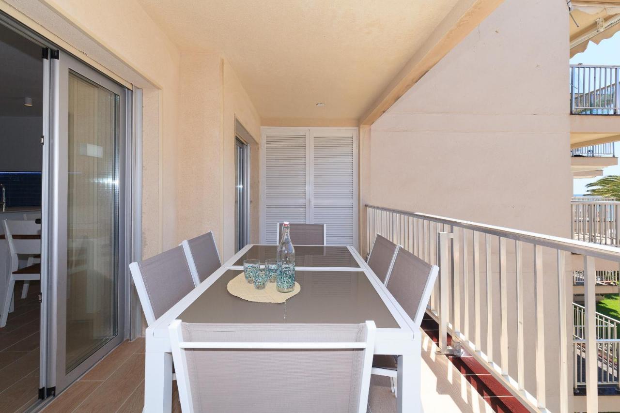 Uhc Dms Family Apartments Cambrils Ngoại thất bức ảnh