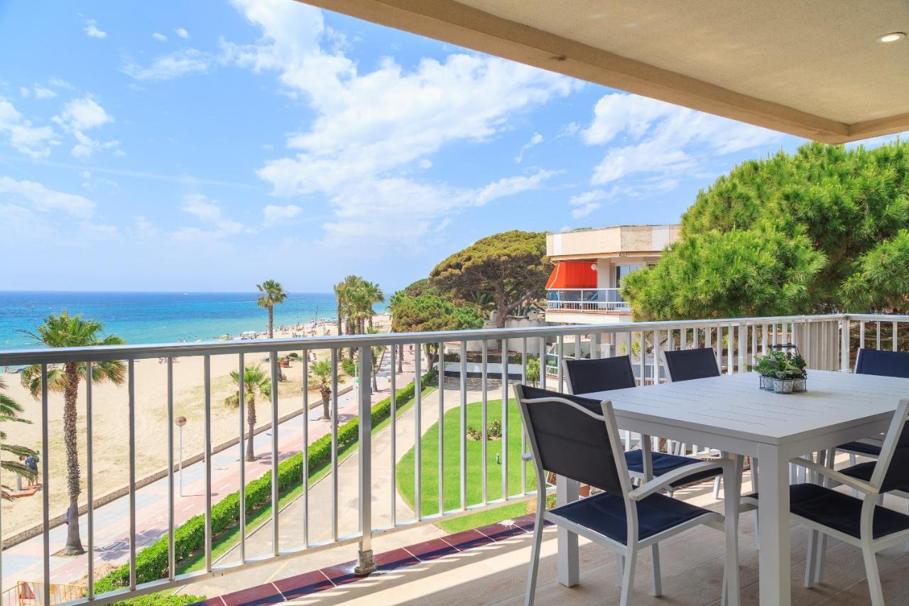 Uhc Dms Family Apartments Cambrils Ngoại thất bức ảnh