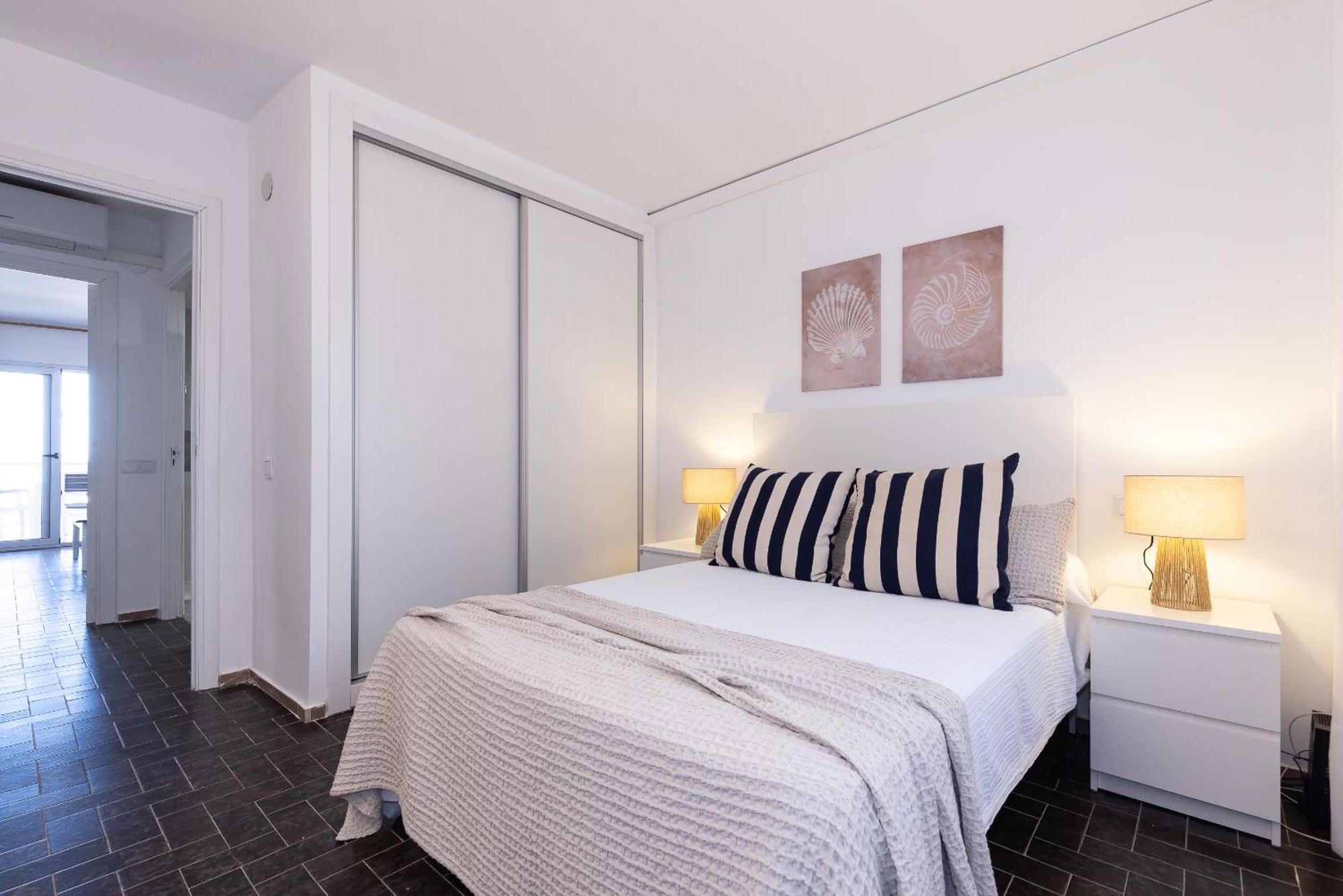 Uhc Dms Family Apartments Cambrils Ngoại thất bức ảnh