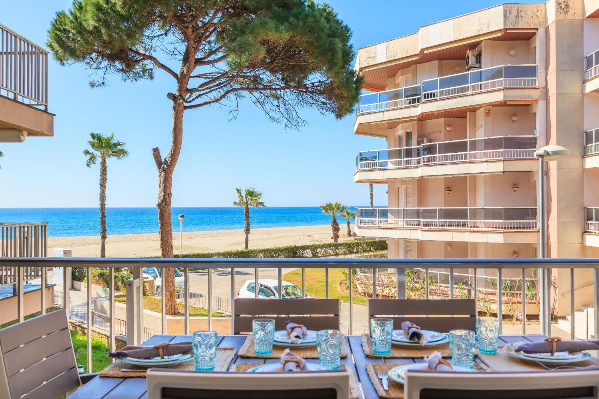Uhc Dms Family Apartments Cambrils Ngoại thất bức ảnh