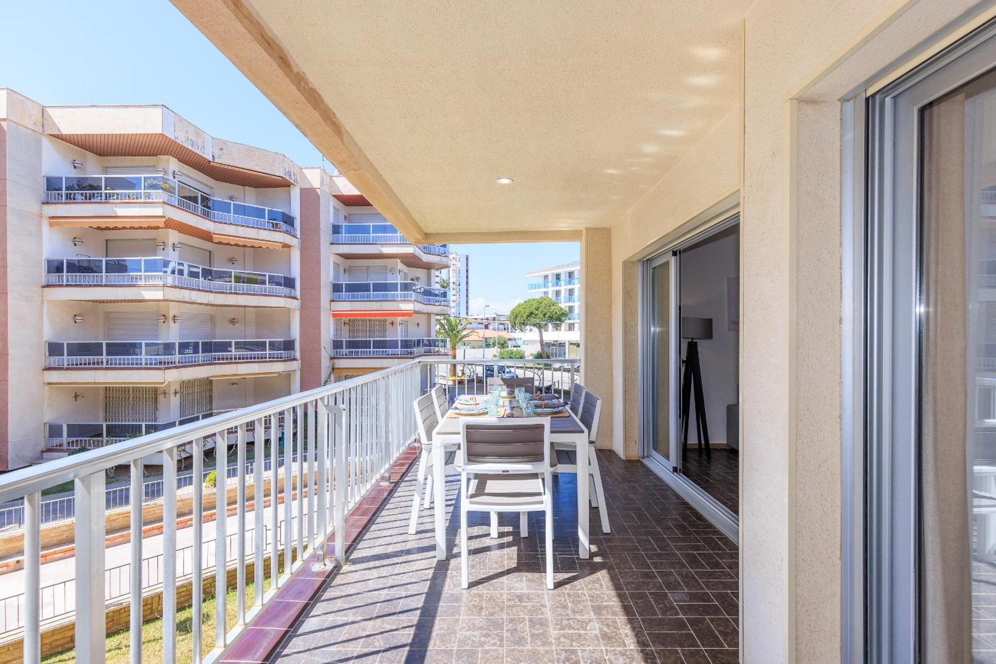 Uhc Dms Family Apartments Cambrils Phòng bức ảnh