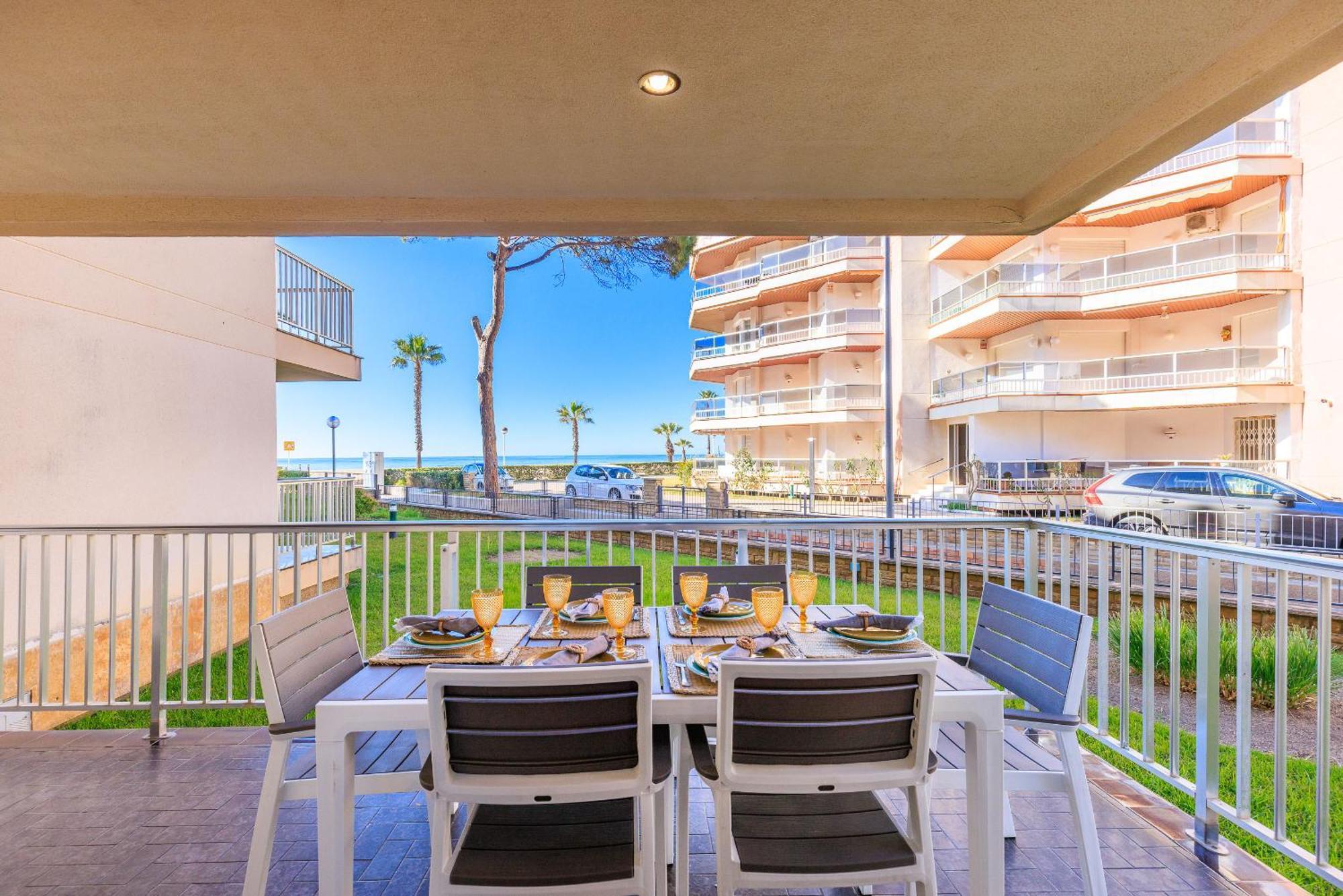 Uhc Dms Family Apartments Cambrils Ngoại thất bức ảnh